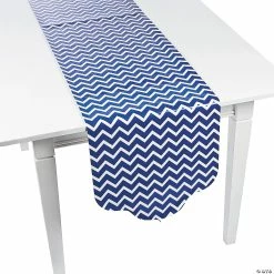 Deals 👏 Chevron & Polka Dot Table Runner 🥰